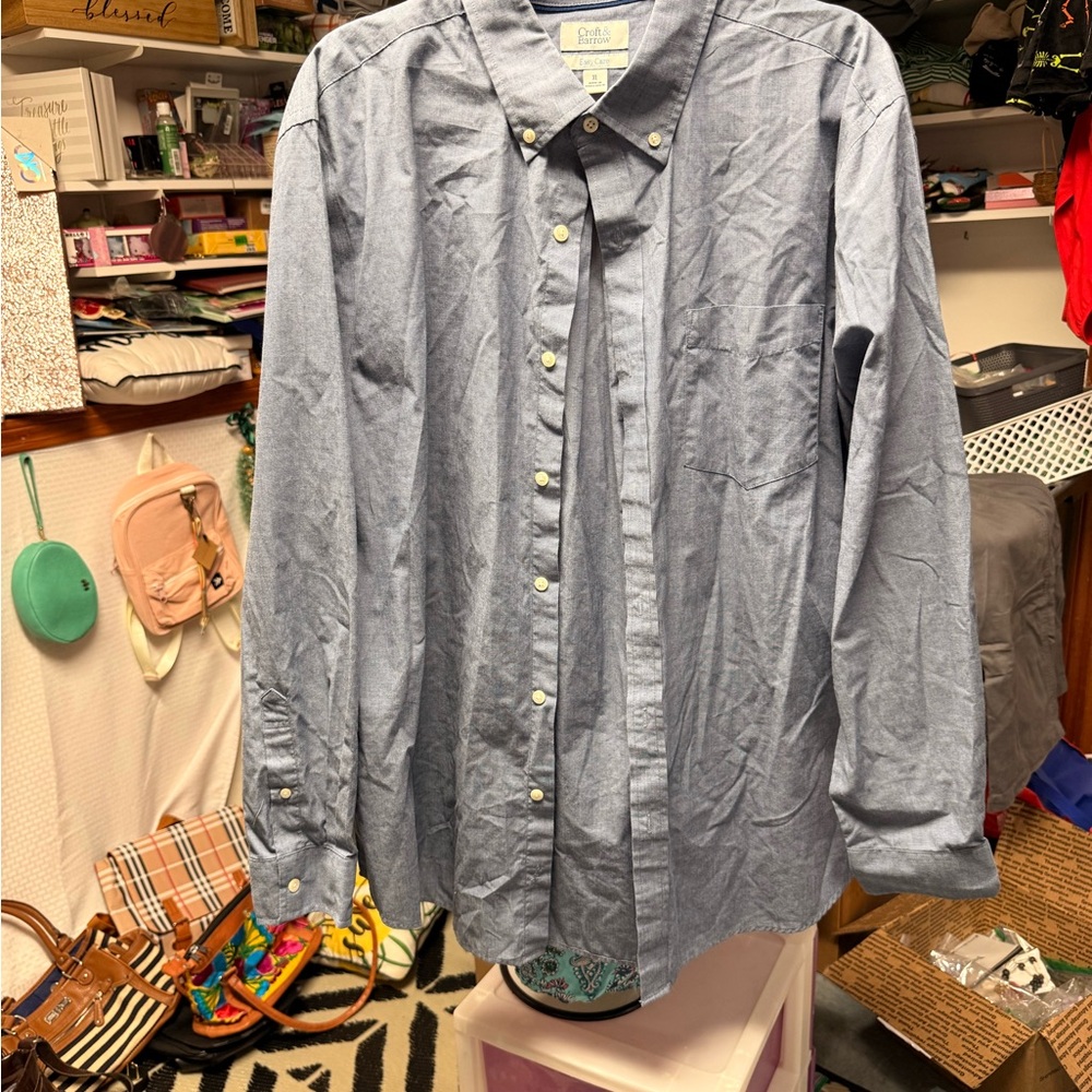 Croft & Barrow Light Blue Casual Button Down Shirt